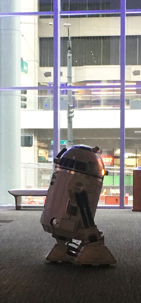 R2D2 GGC16