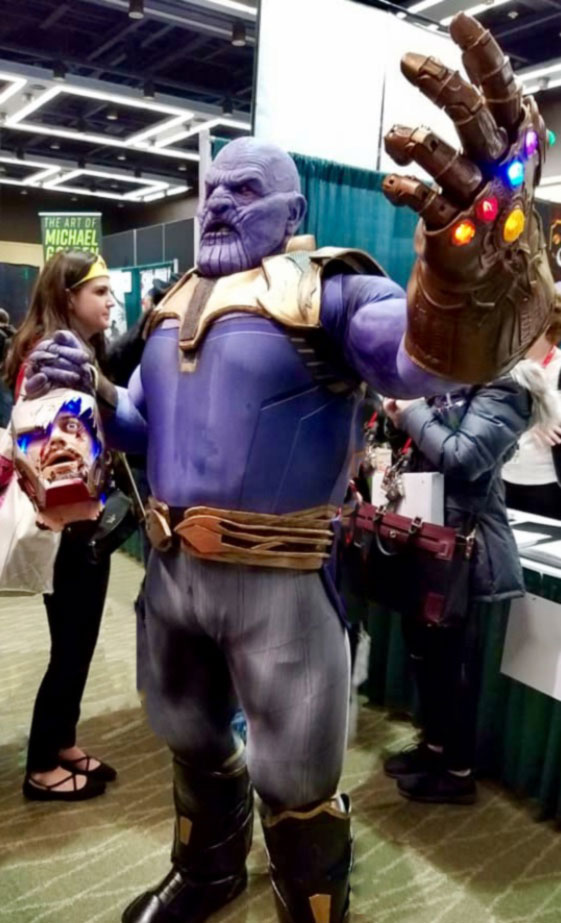Thanos cosplay