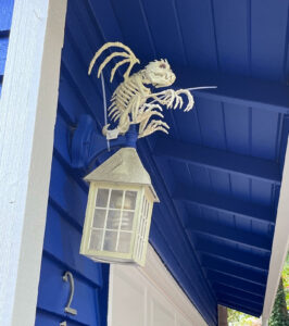 Skeleton Gargoyle guarding the house